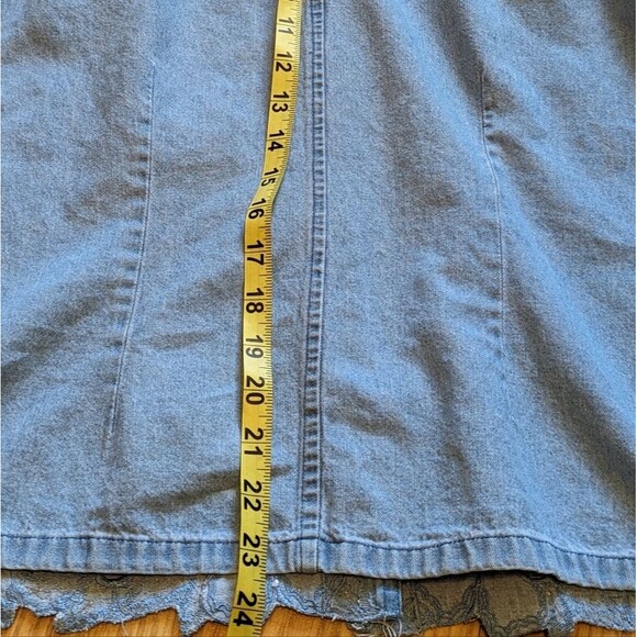 Blair Two-Twenty Collection Vtg Butterfly Embroidered Button Blouse Size Medium - Picture 4 of 9